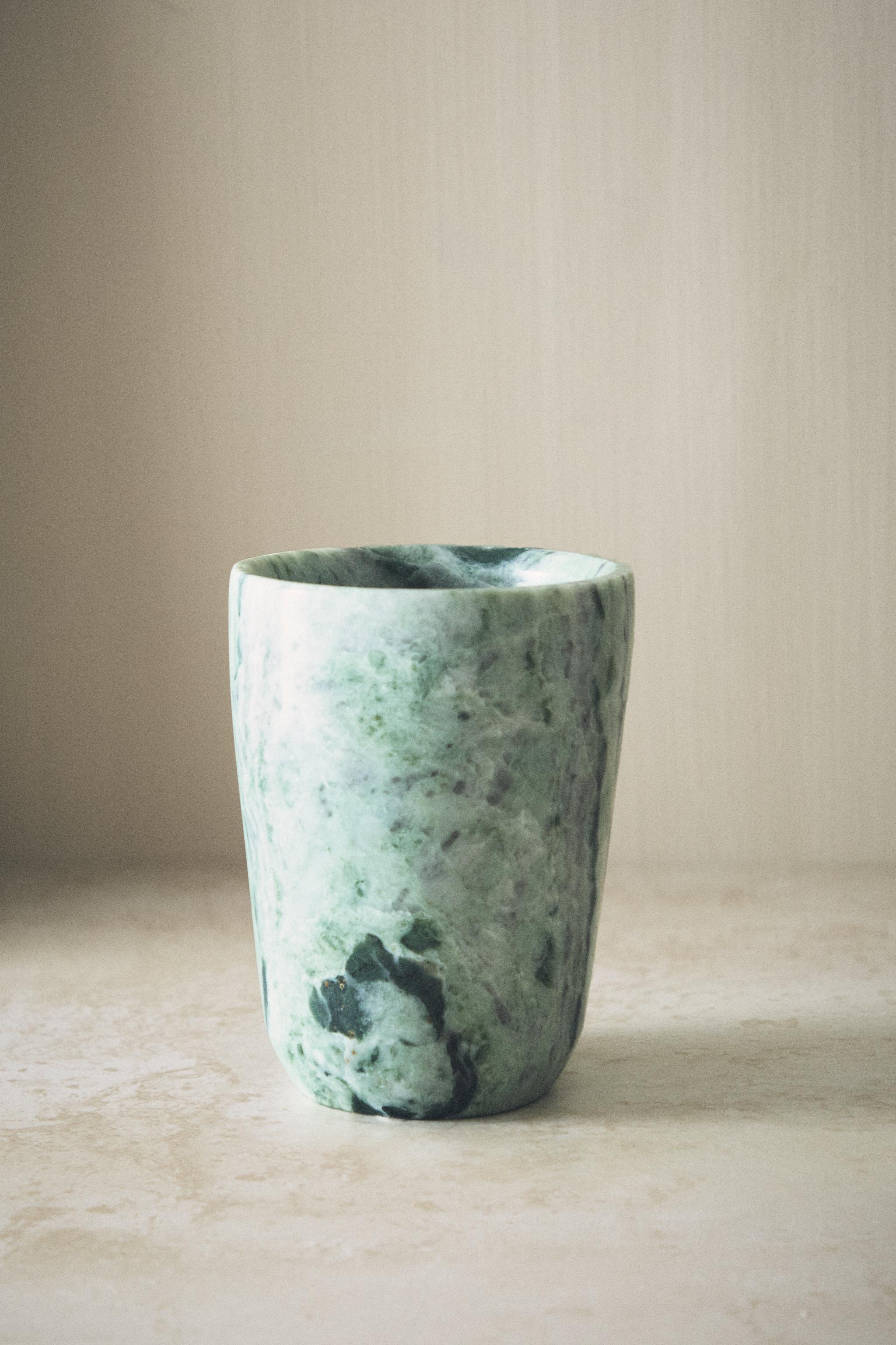GREEN MARBLE TOOTHBRUSH HOLDER